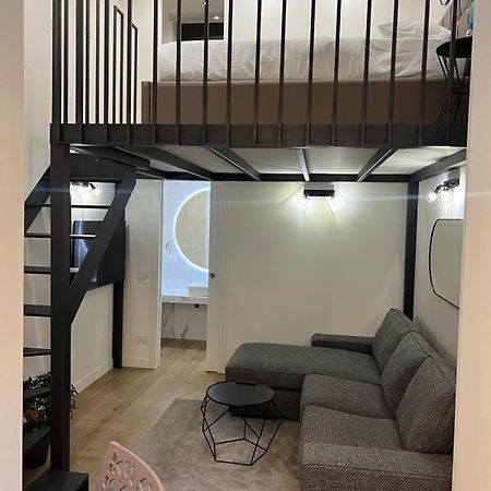 Cortivo House Suite Perugino 8 Milan Bagian luar foto