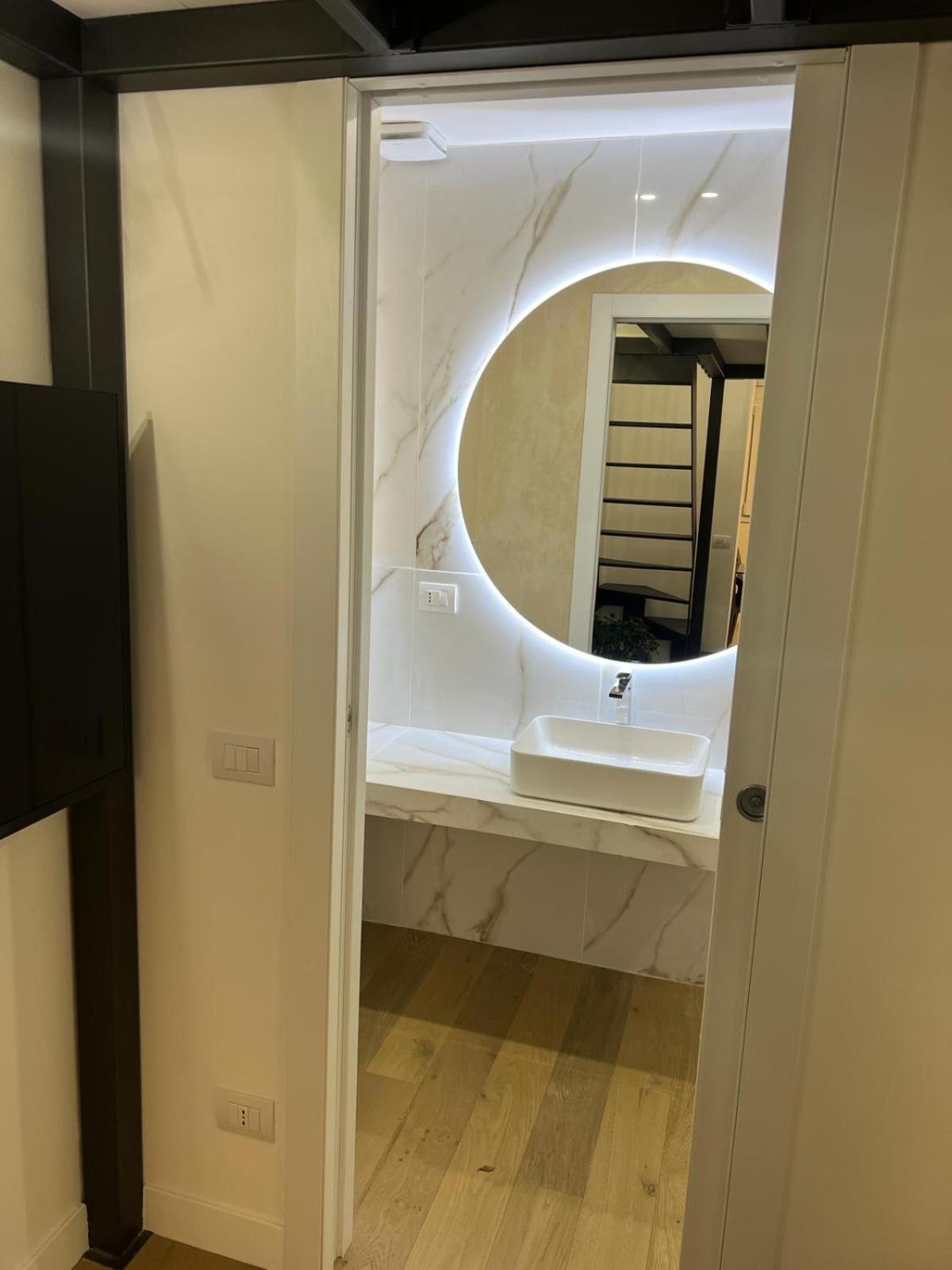 Cortivo House Suite Perugino 8 Milan Bagian luar foto