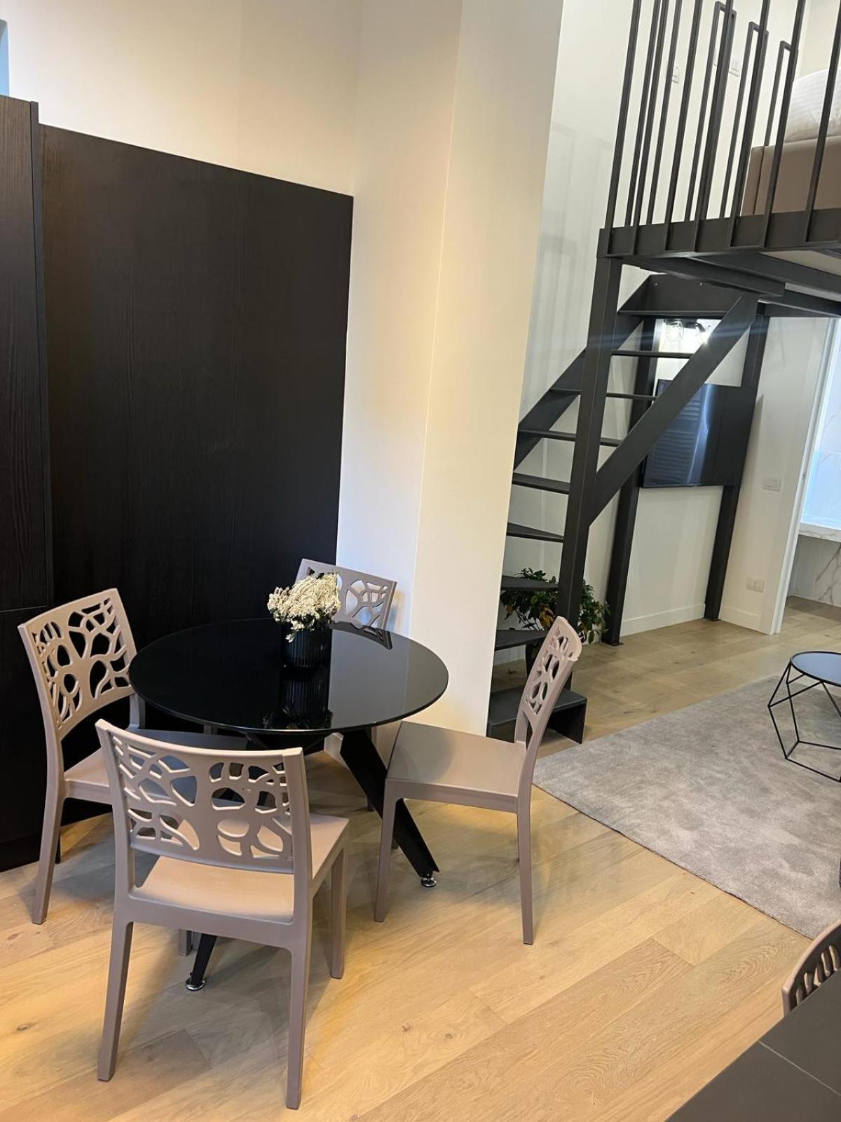 Cortivo House Suite Perugino 8 Milan Bagian luar foto